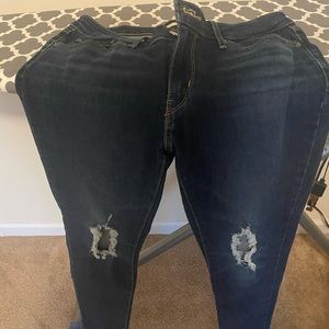 Levi Skinny Jeans-like new